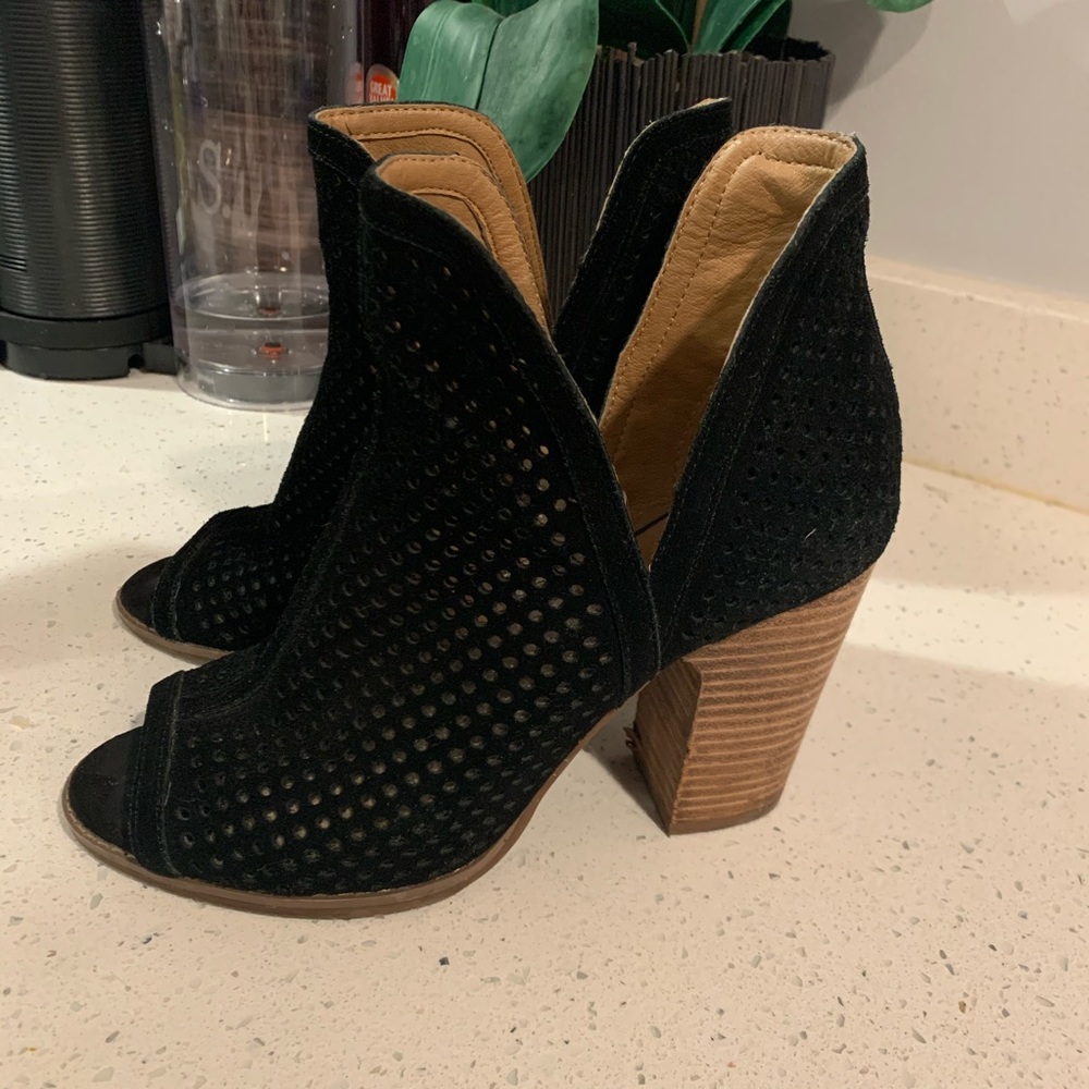 Lucky Brand Larise Bootie - Picture 6 of 8